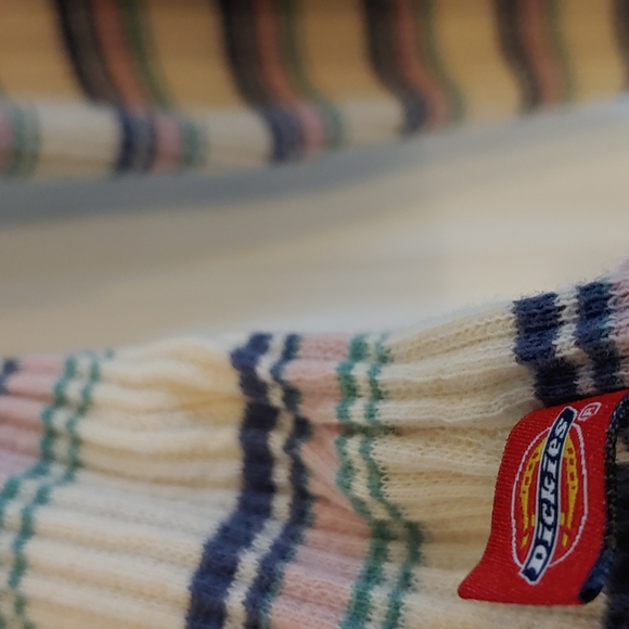 NWOTs Dickies Cropped Long Sleeve Top - Picture 4 of 6